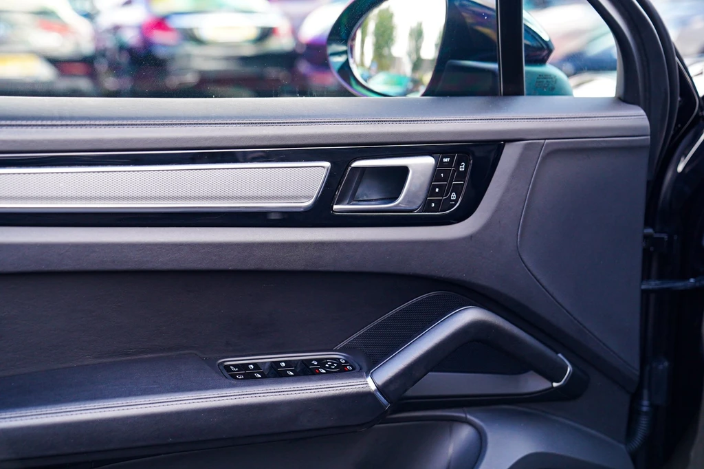Porsche Cayenne – foto 37