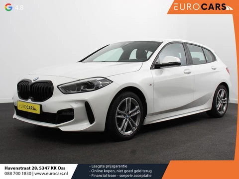 BMW 1-serie 118i M-Sport Automaat Digitale Cockpit  Climate control  Stoel verwarming  LED  Sfeer verlichting  Lichtmetalen velgen  Navigatie  Apple carplay/ Android auto  Parkeersensoren