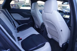 Jaguar F-PACE – thumbnail 13