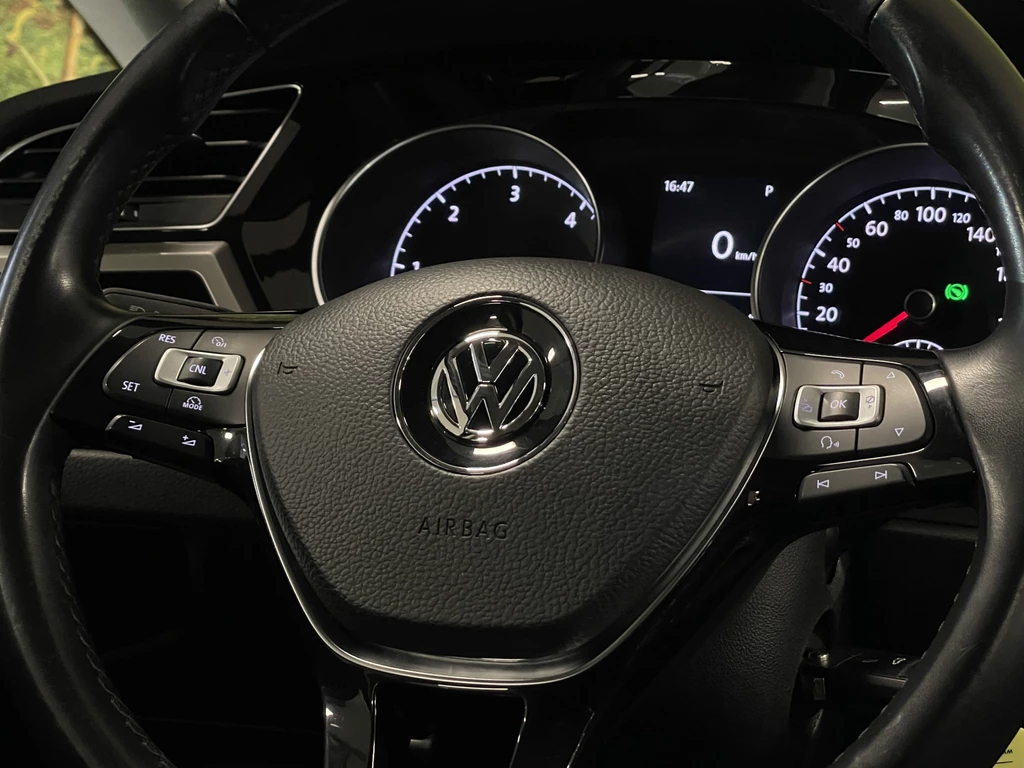Volkswagen Touran – foto 18