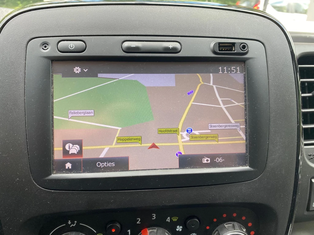 Opel Vivaro – foto 25