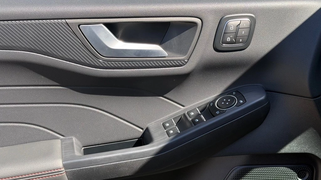 Ford Kuga – foto 34