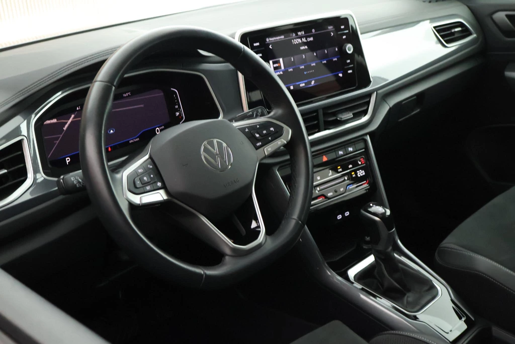 Volkswagen T-Roc – foto 8