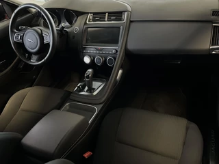 Jaguar E-PACE – thumbnail 11