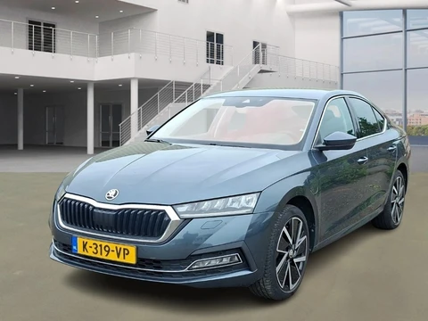 Škoda Octavia 1.4 TSI usiness Edition Plus PHEV