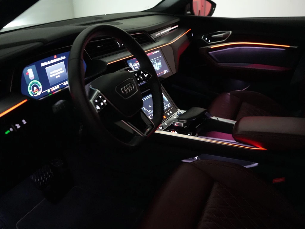 Audi e-tron – foto 30
