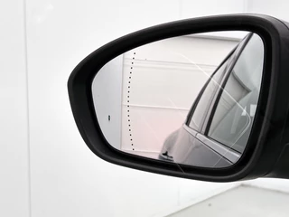 Renault Mégane Estate – thumbnail 16