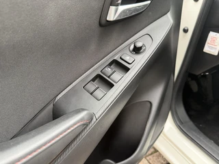 Mazda 2 – thumbnail 17