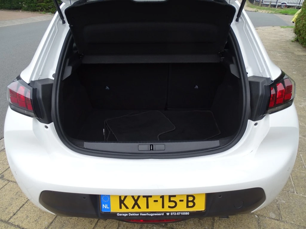 Peugeot 208 – foto 12