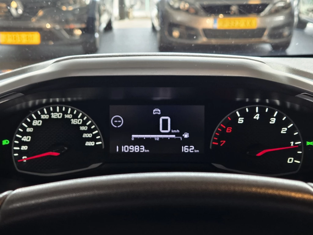 Peugeot 208 – foto 24