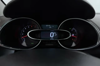 Renault Clio – thumbnail 25