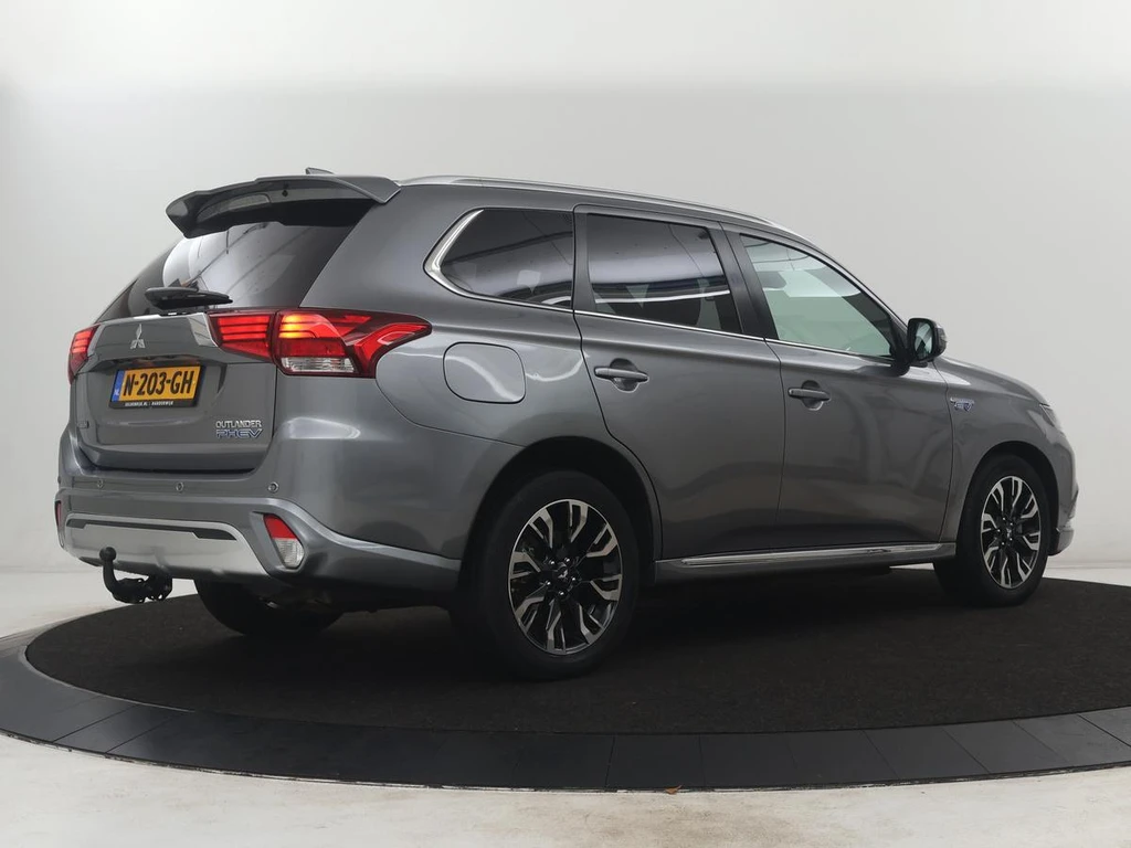 Mitsubishi Outlander – foto 3