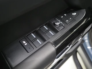 Land Rover Defender – thumbnail 20