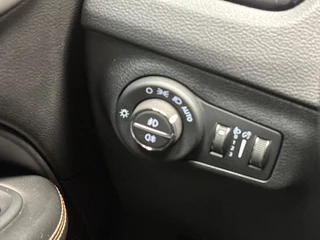 Jeep Compass – thumbnail 23