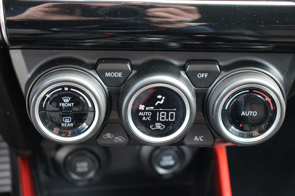 Suzuki Swift – foto 13