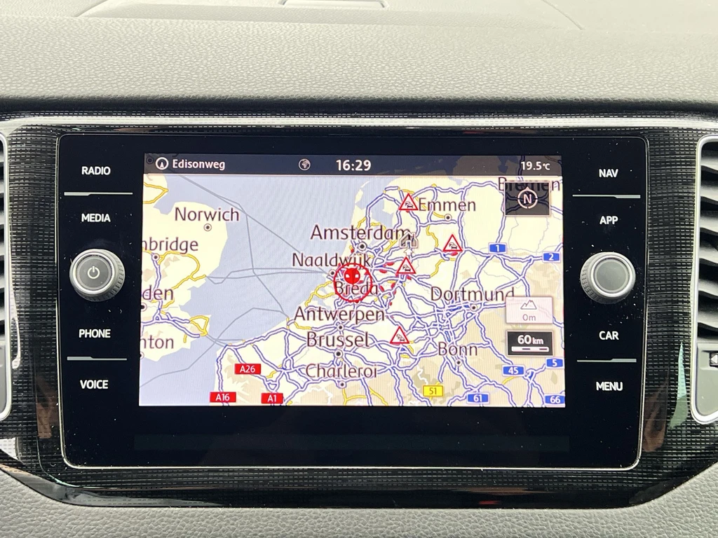 Volkswagen Golf Sportsvan – foto 23