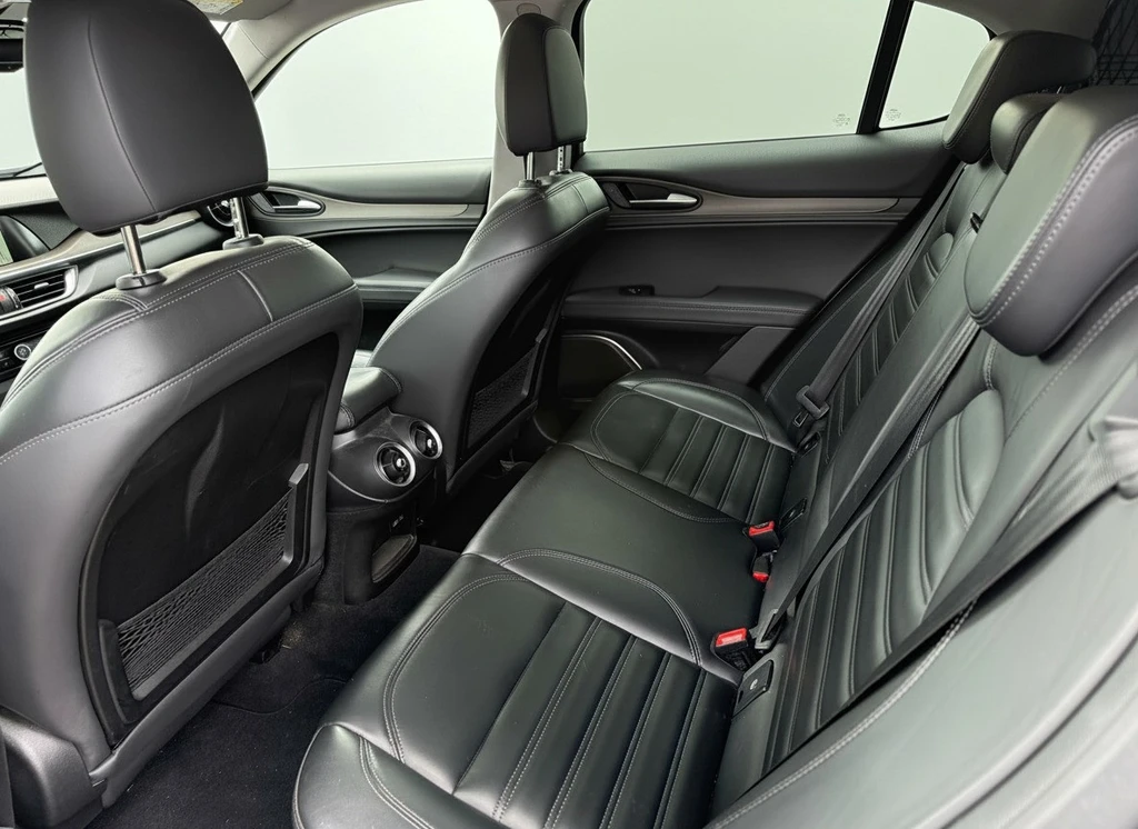 Alfa Romeo Stelvio – foto 12