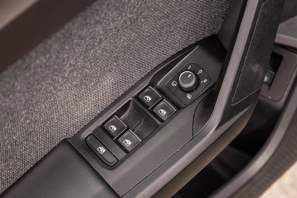 SEAT Leon – foto 30