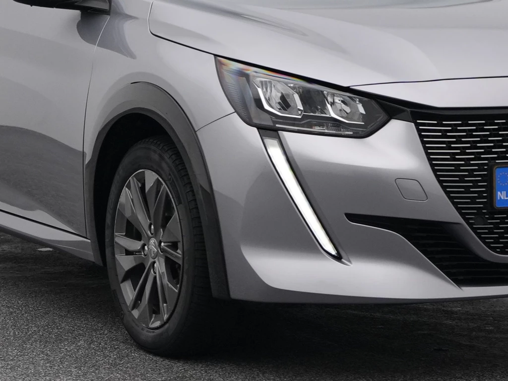 Peugeot e-208 – foto 28