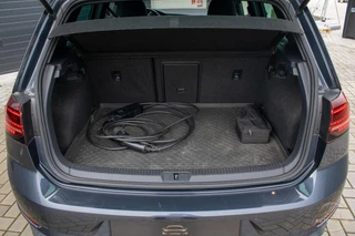 Volkswagen Golf – thumbnail 35
