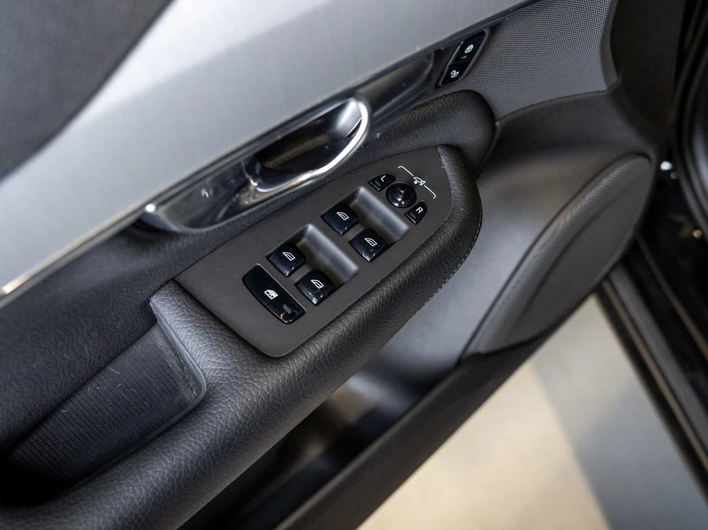 Volvo XC90 – foto 22
