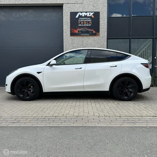 Tesla Model Y – thumbnail 2