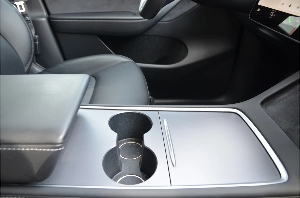 Tesla Model Y – foto 9