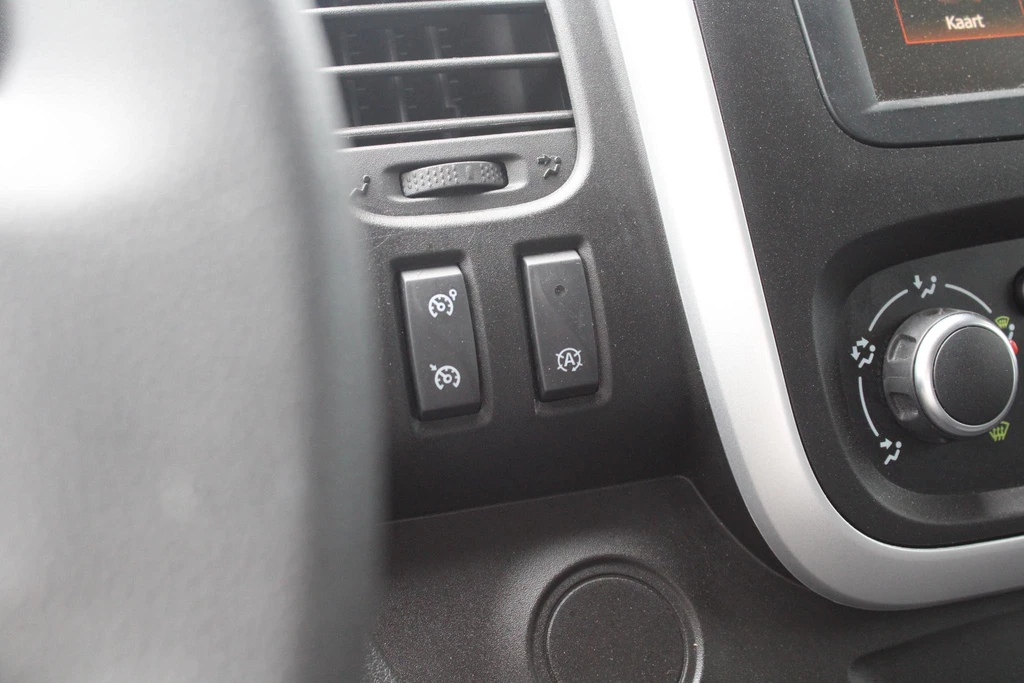 Renault Trafic – foto 18