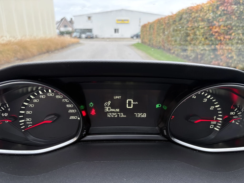 Peugeot 308 – foto 18