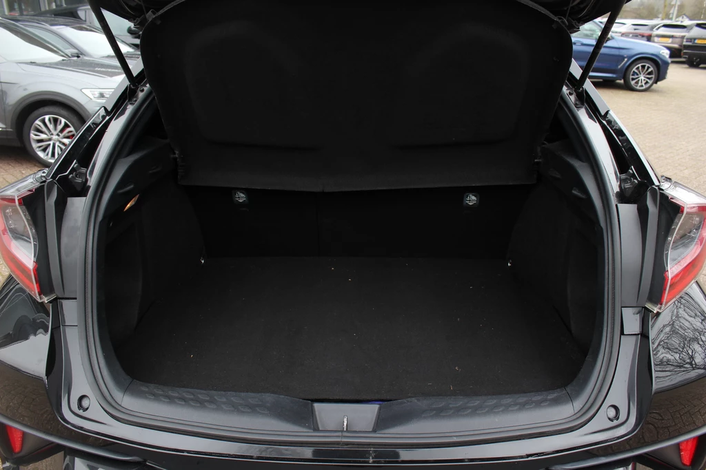 Toyota C-HR – foto 17