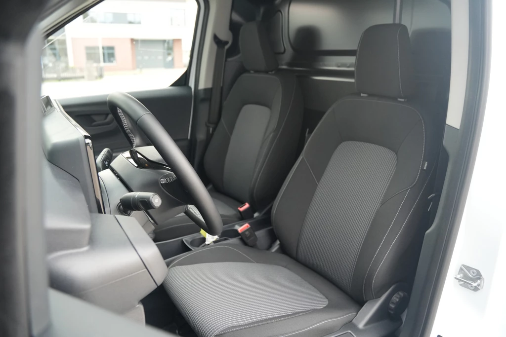 Ford E-Transit Courier – foto 17