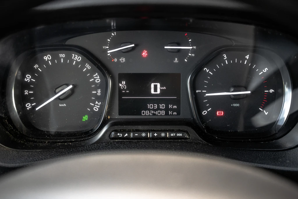Opel Vivaro – foto 18