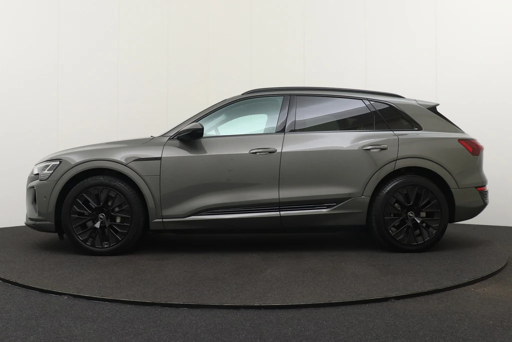 Audi Q8 e-tron – foto 2