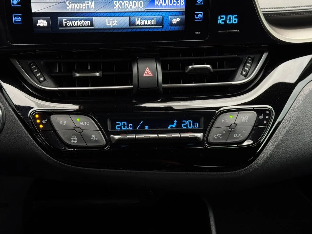 Toyota C-HR – foto 16