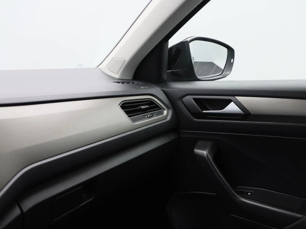 Volkswagen T-Roc – foto 31