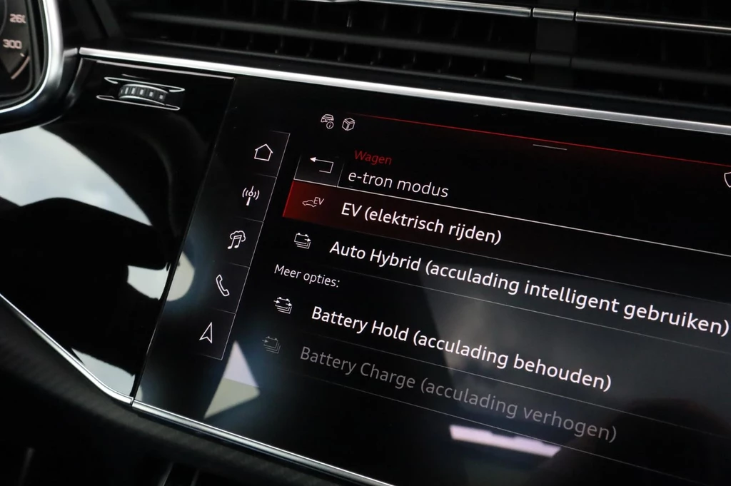 Audi Q8 – foto 29