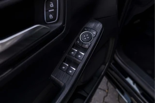 Ford Kuga – thumbnail 21