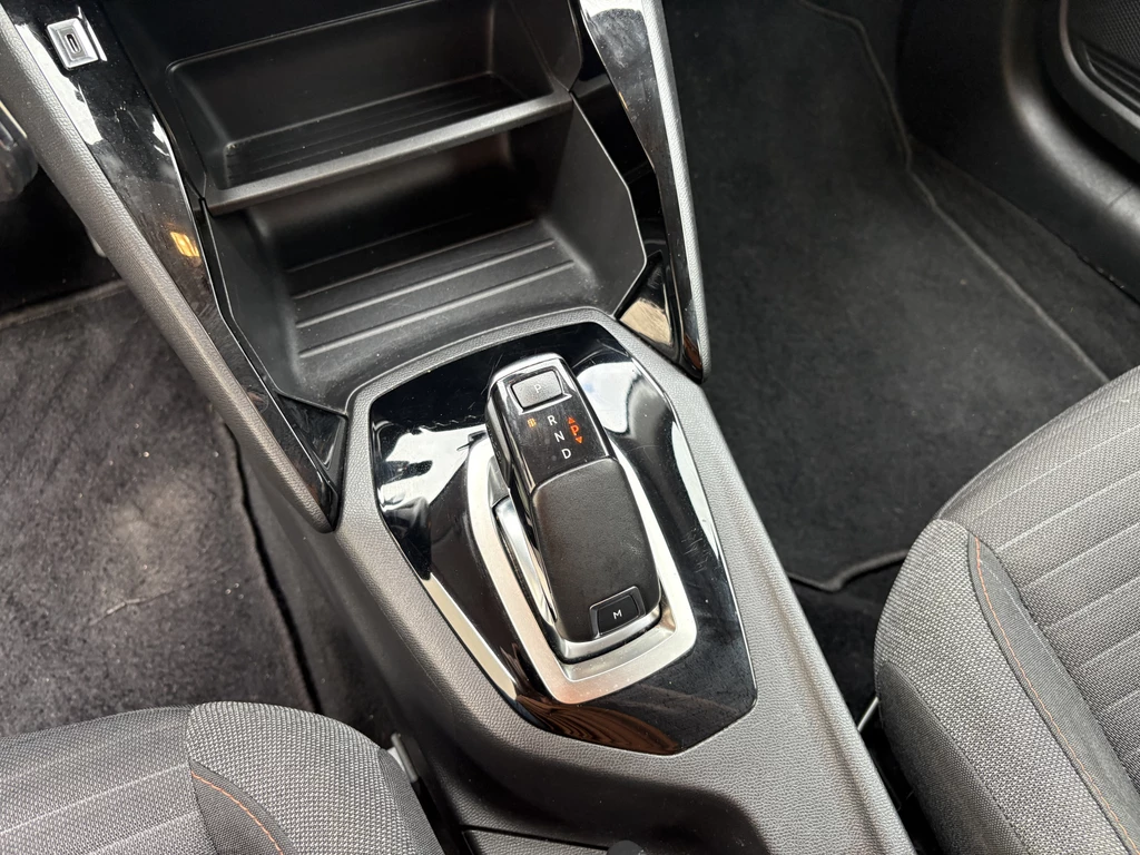 Peugeot 208 – foto 17
