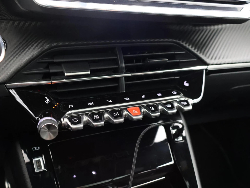 Peugeot 208 – foto 23