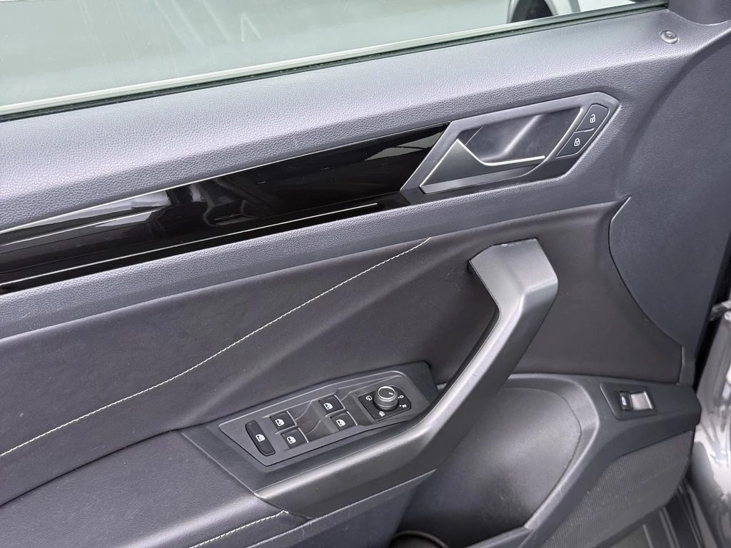 Volkswagen T-Roc – foto 29
