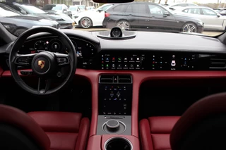 Porsche Taycan – thumbnail 11