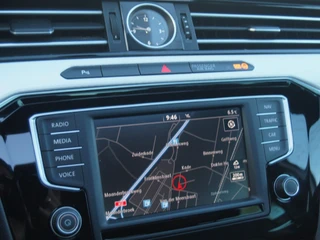 Volkswagen Passat – thumbnail 22