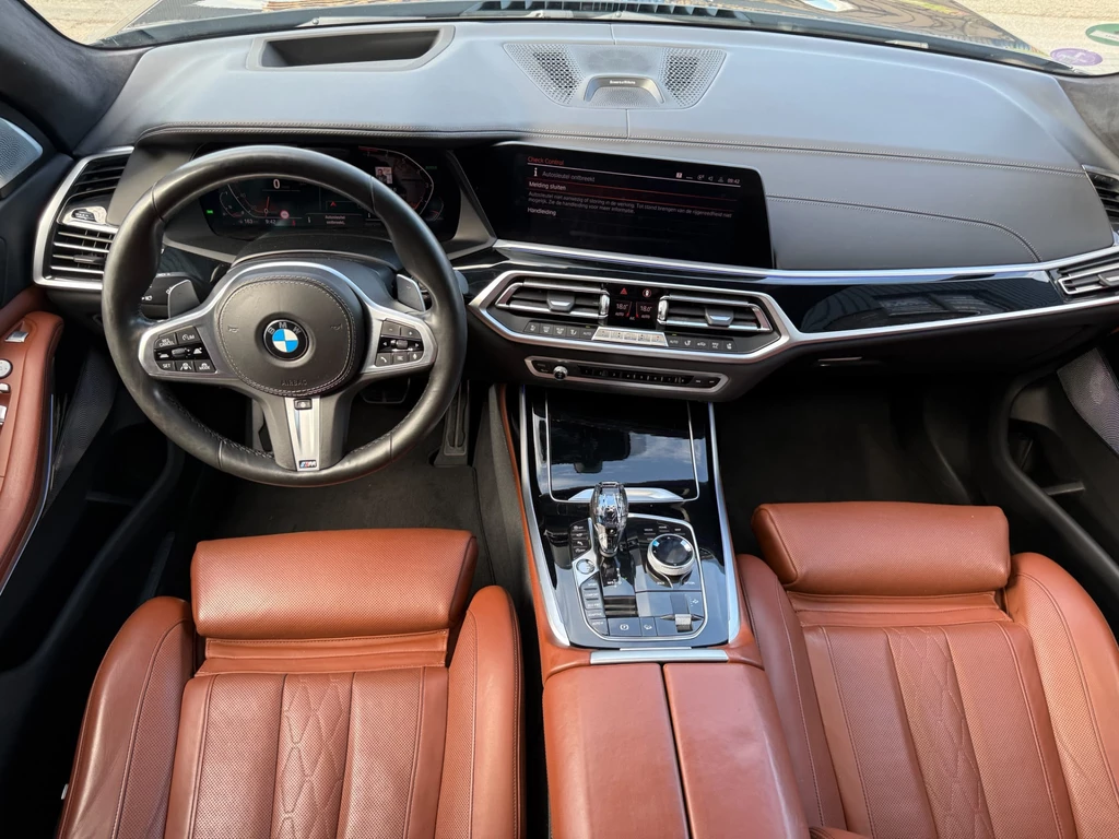 BMW X7 – foto 22