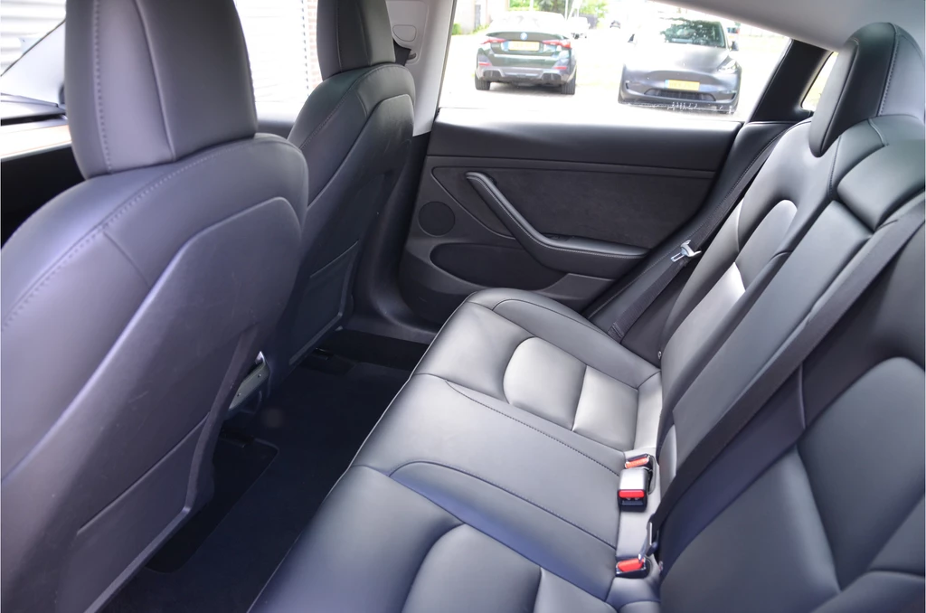 Tesla Model 3 – foto 12