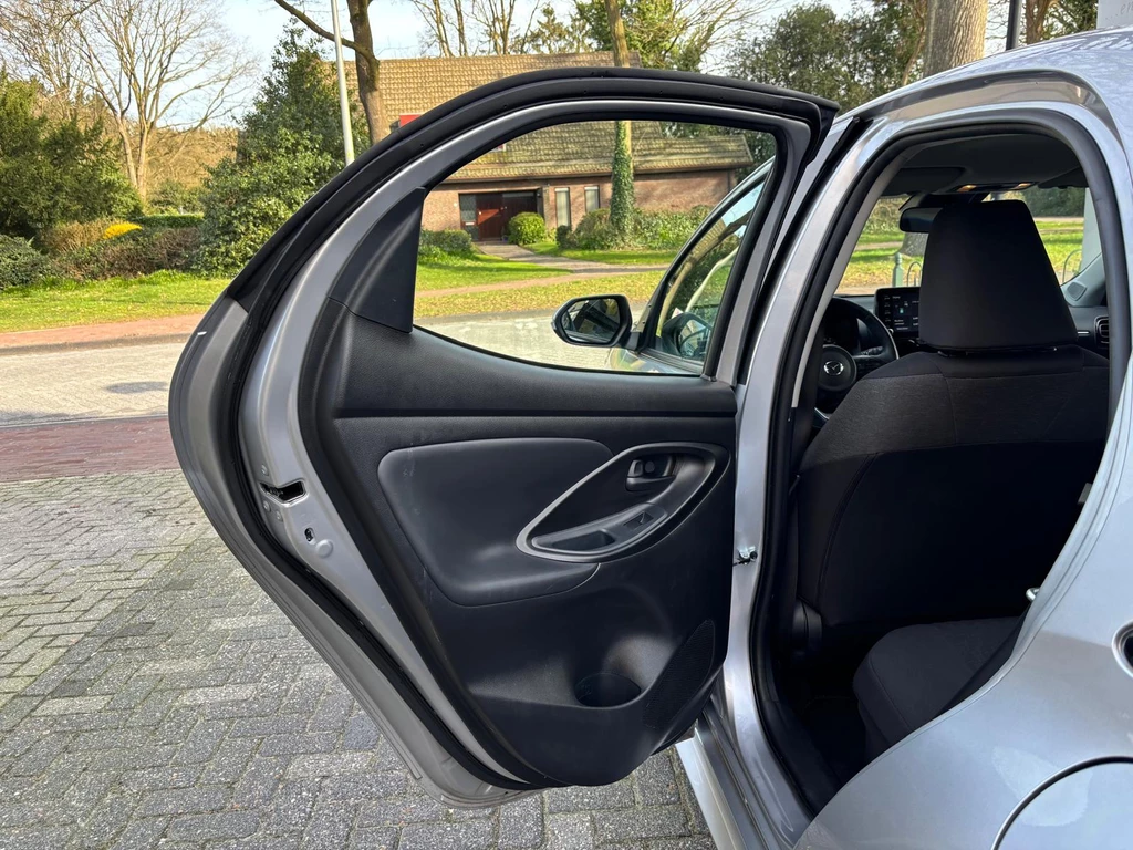 Mazda 2 Hybrid – foto 32
