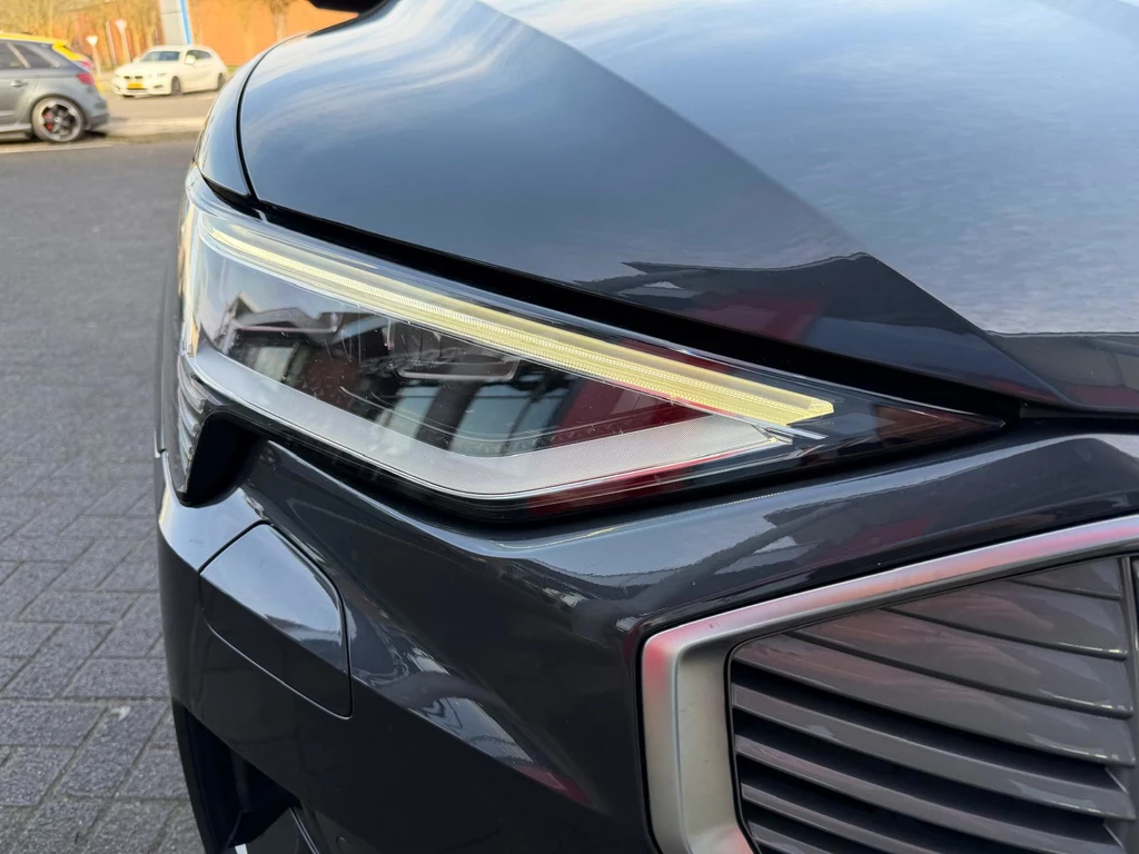 Audi e-tron – foto 9
