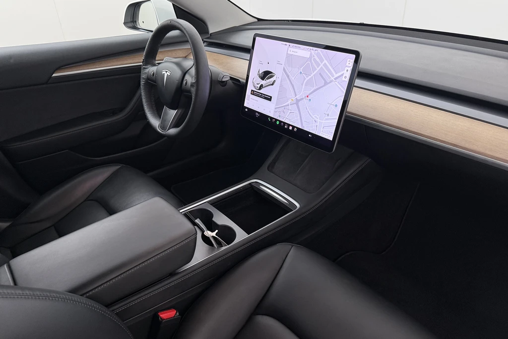 Tesla Model 3 – foto 15