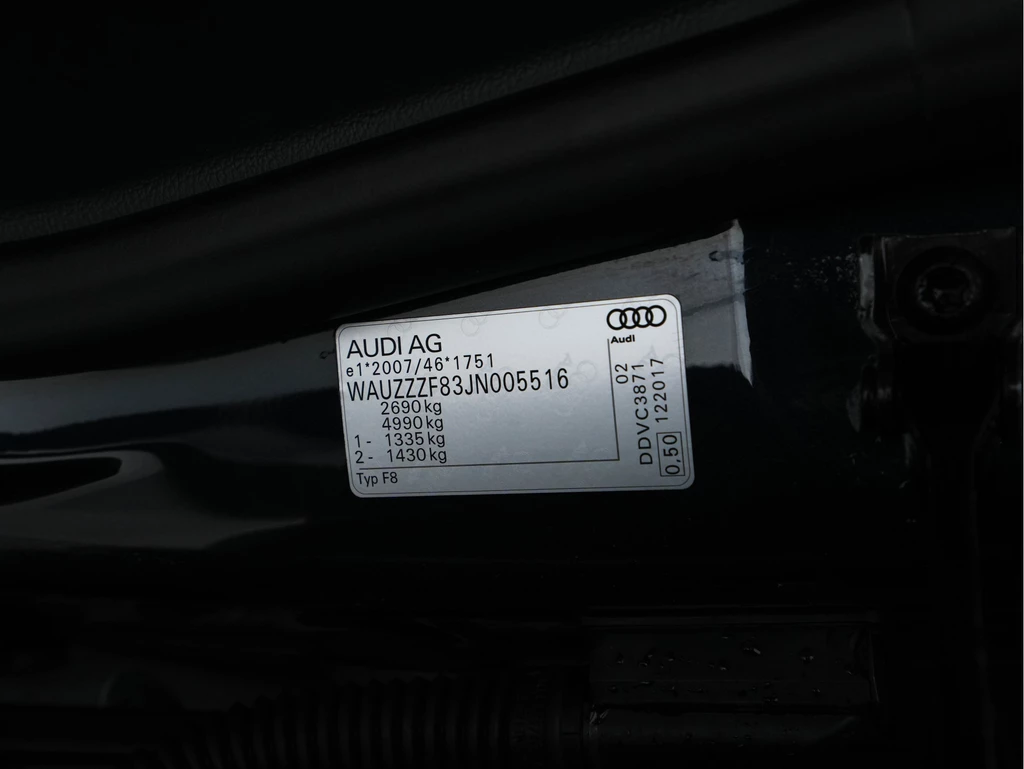 Audi A8 – foto 37