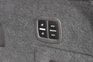 Porsche Cayenne – thumbnail 19