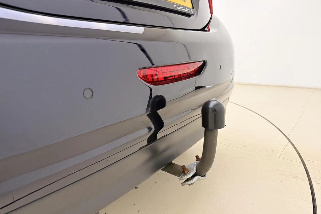 Peugeot 208 – foto 12